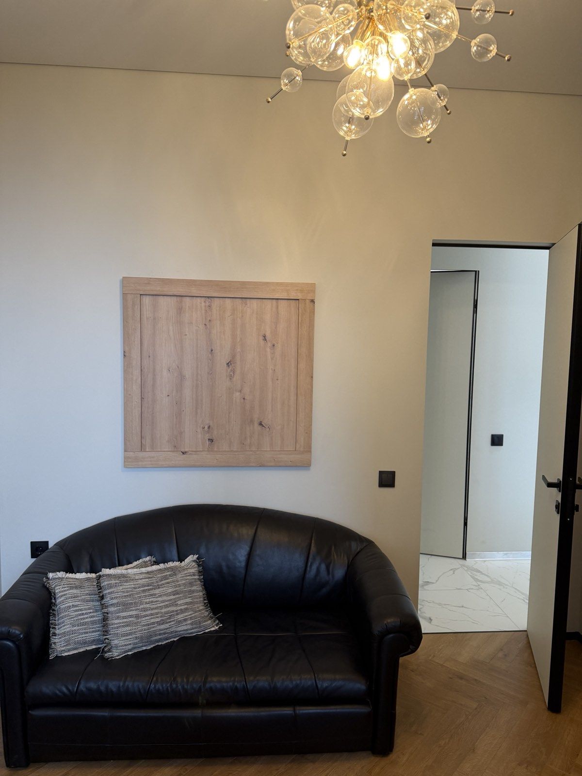 3-room apartment in the Elegy Park residential complex, with a view.