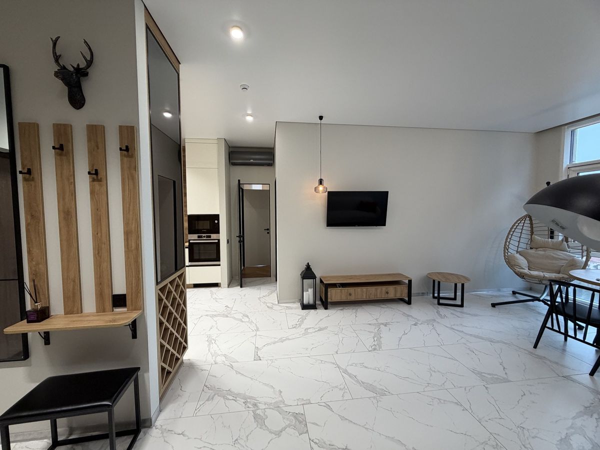 3-room apartment in the Elegy Park residential complex, with a view.