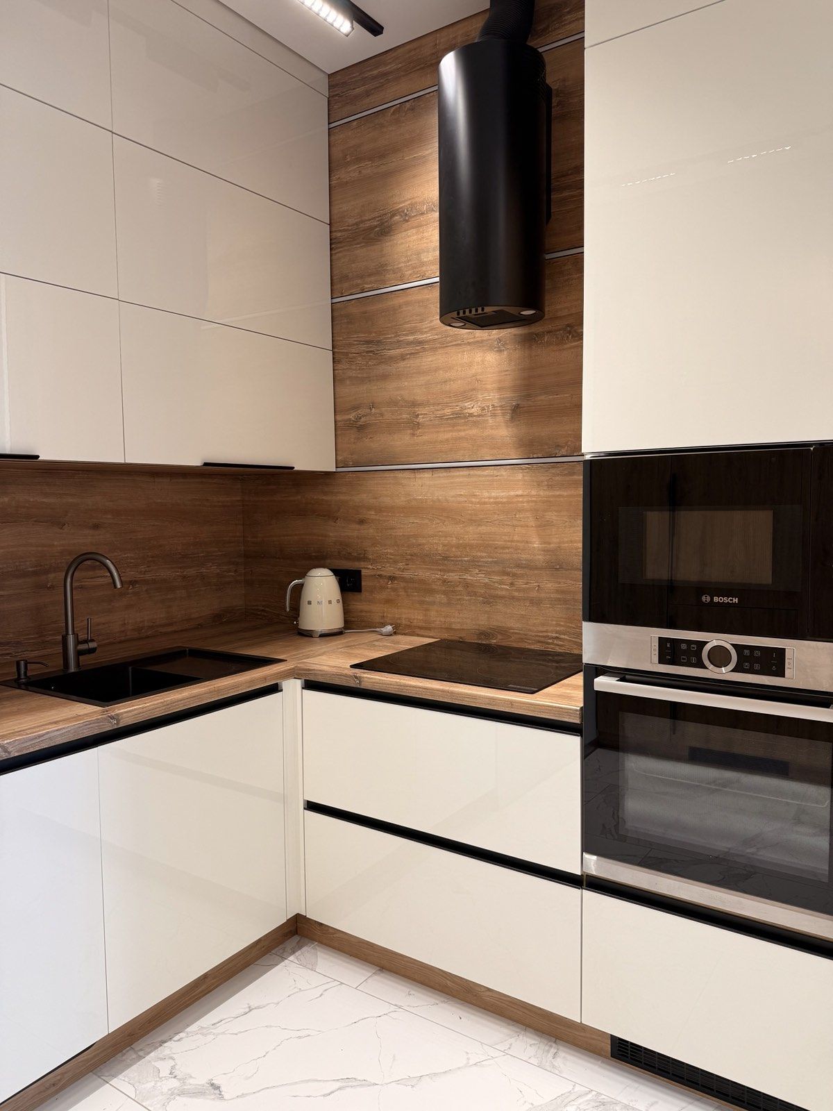 3-room apartment in the Elegy Park residential complex, with a view.