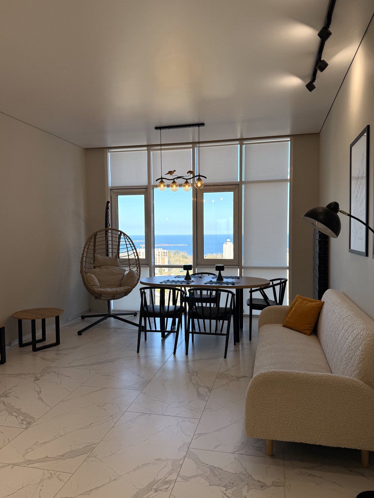 3-room apartment in the Elegy Park residential complex, with a view.