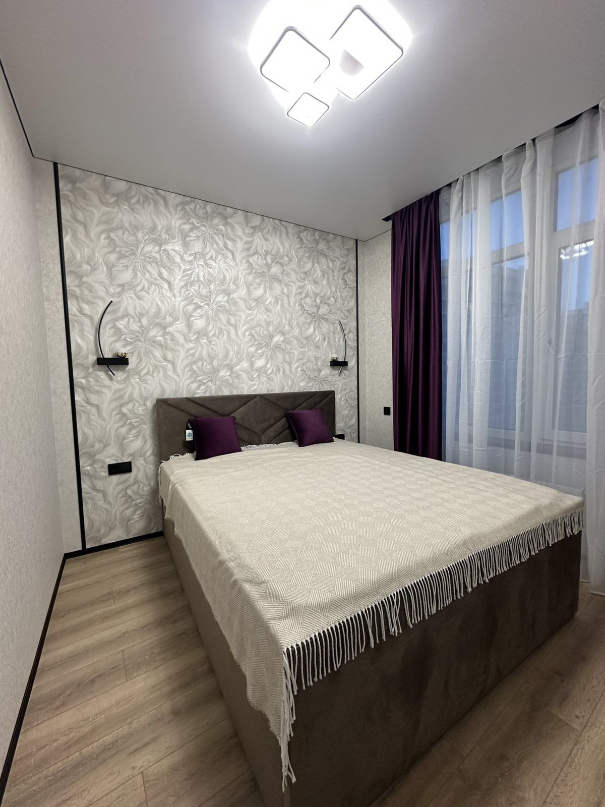 Apartment on V. Samofalova Street