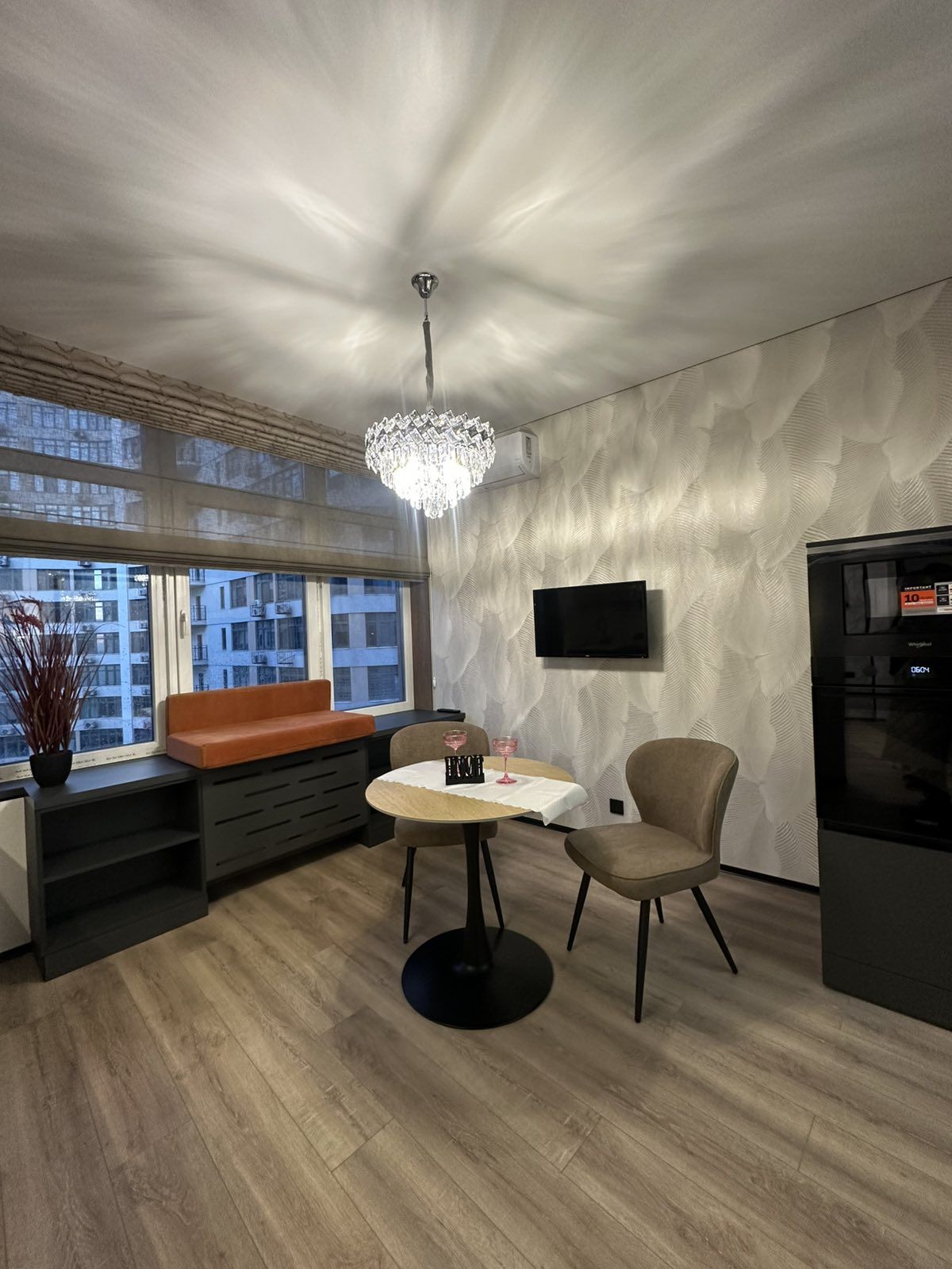 Apartment on V. Samofalova Street