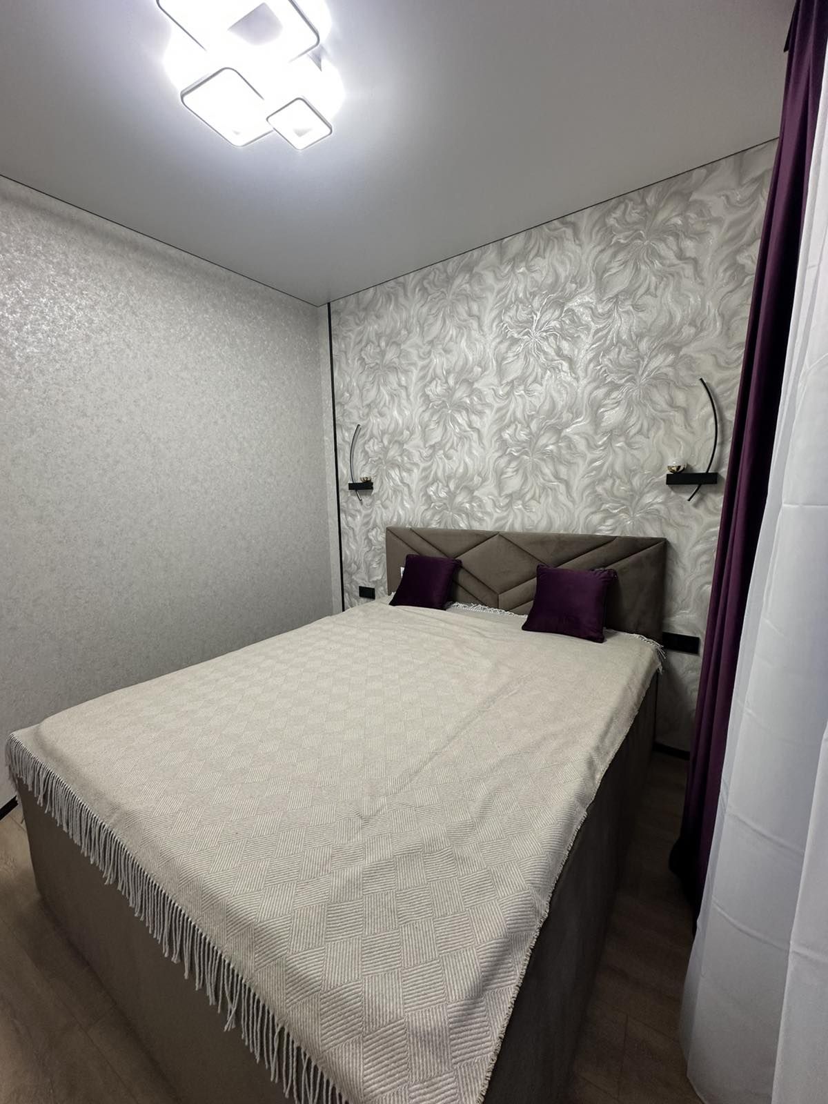 Apartment on V. Samofalova Street
