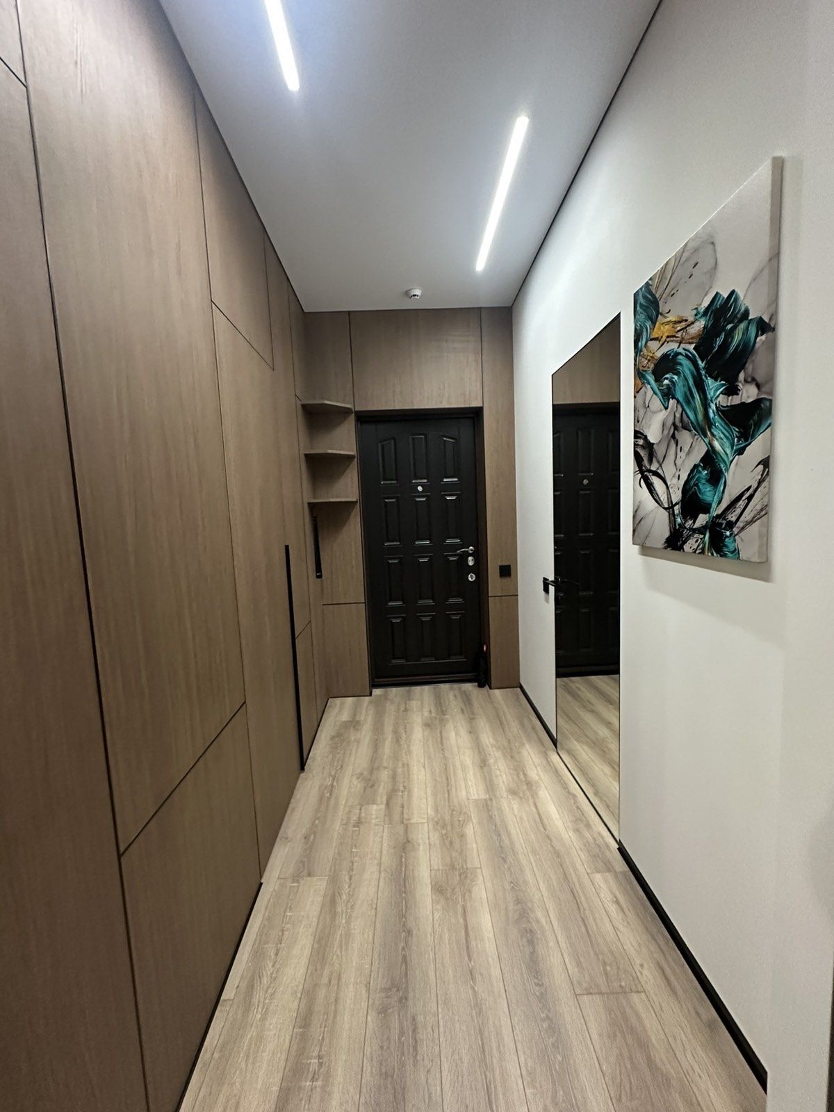 Apartment on V. Samofalova Street
