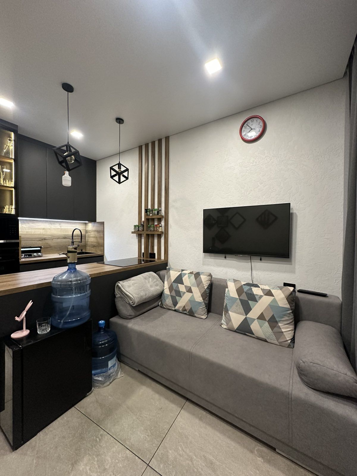 Apartment on Kamanina Street