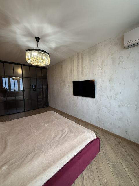 Apartment on Kostandi St.