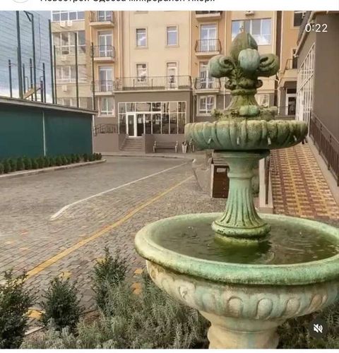 КВАРТИРА НА бОЧАРОВА ВУЛ.