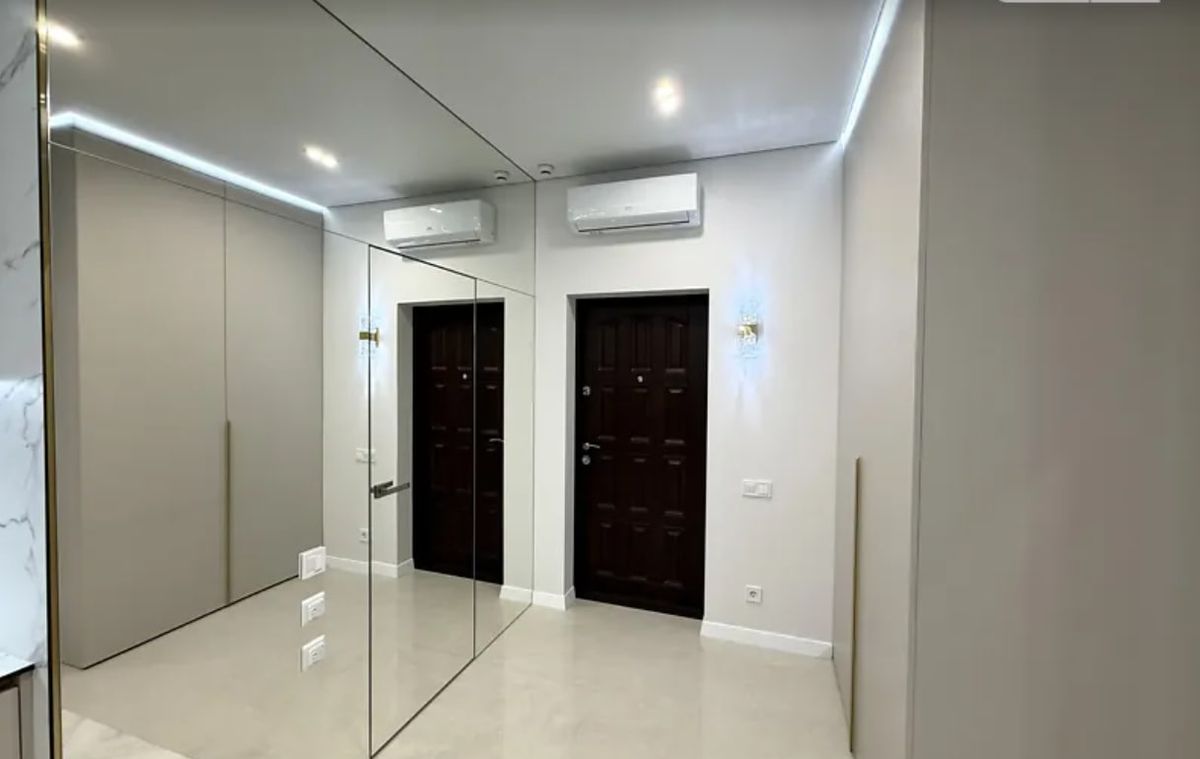Apartment on Krasnova Street