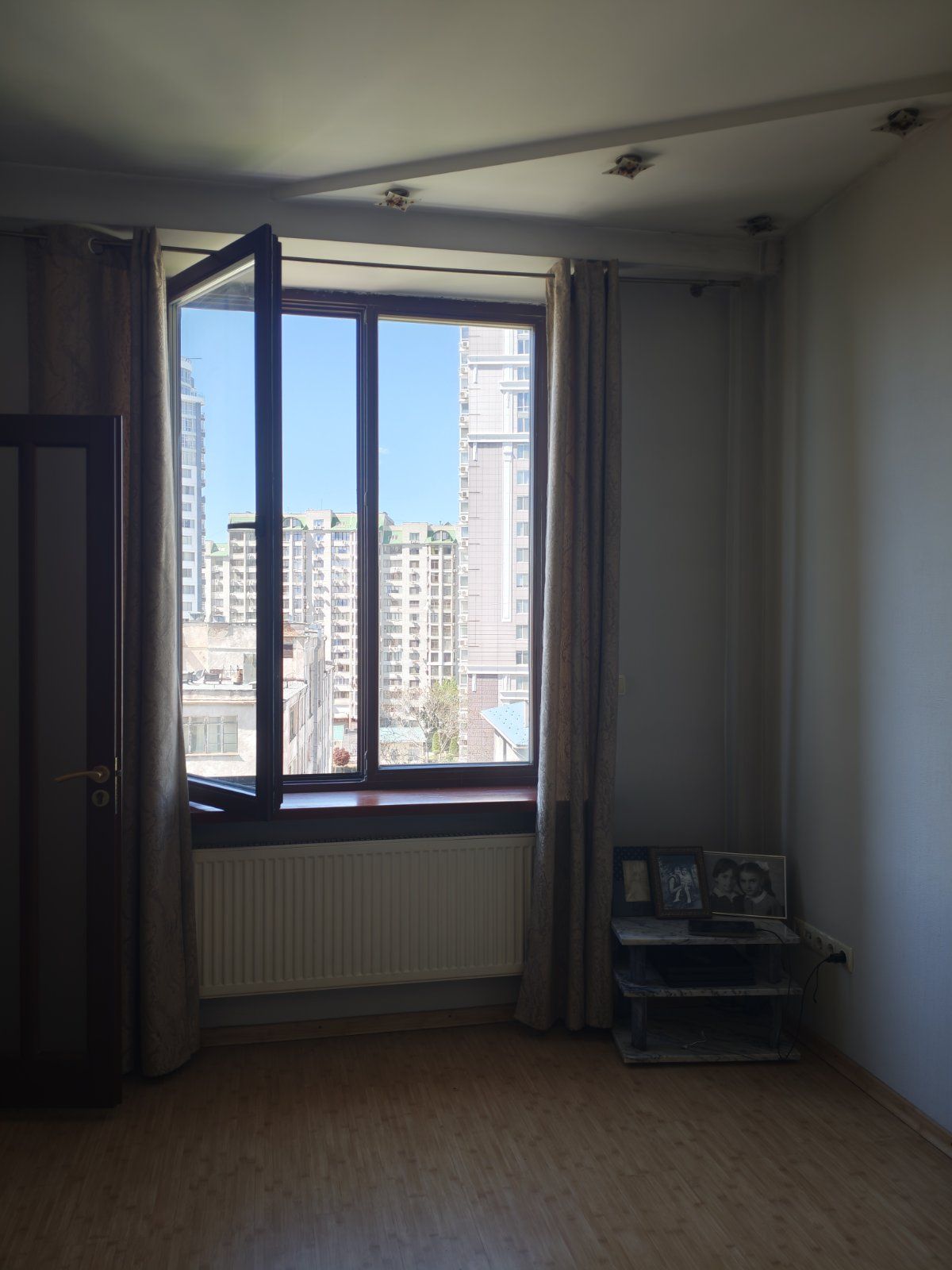 квартира на Тениста вул.