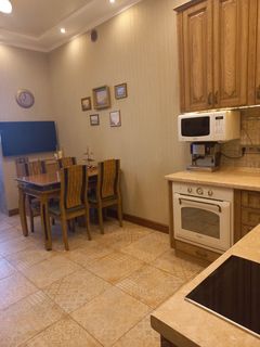 Apartment on Dobrovoltsiv (Govorova) St.