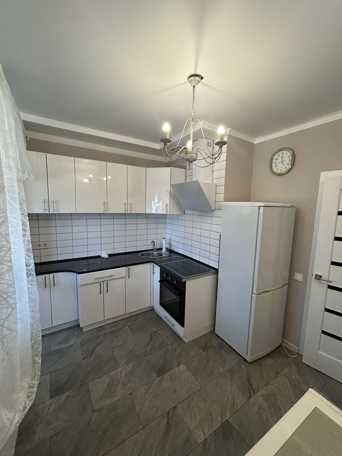 Apartment on Balkivska Street