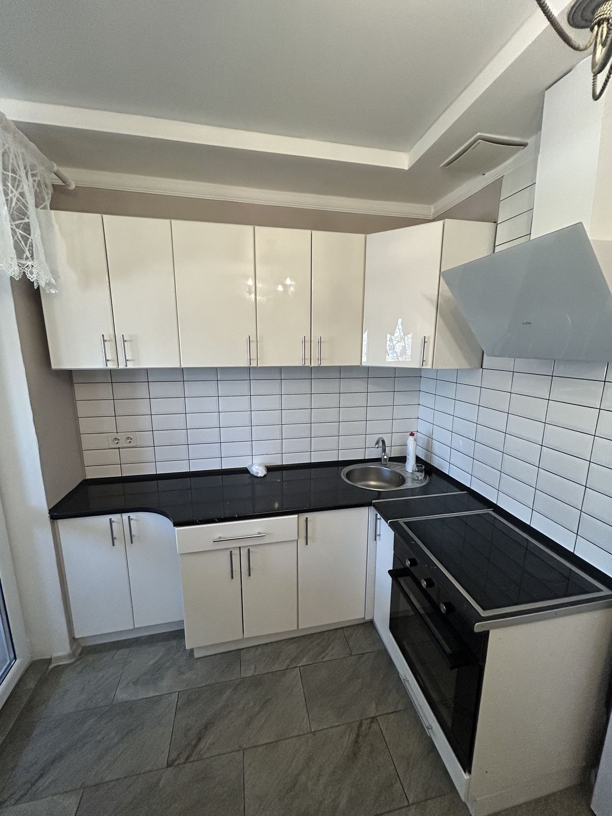 Apartment on Balkivska Street
