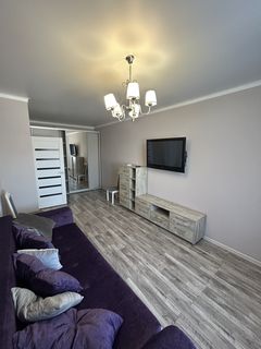 Apartment on Balkivska Street