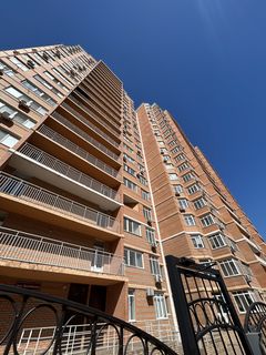 Apartment on Balkivska Street