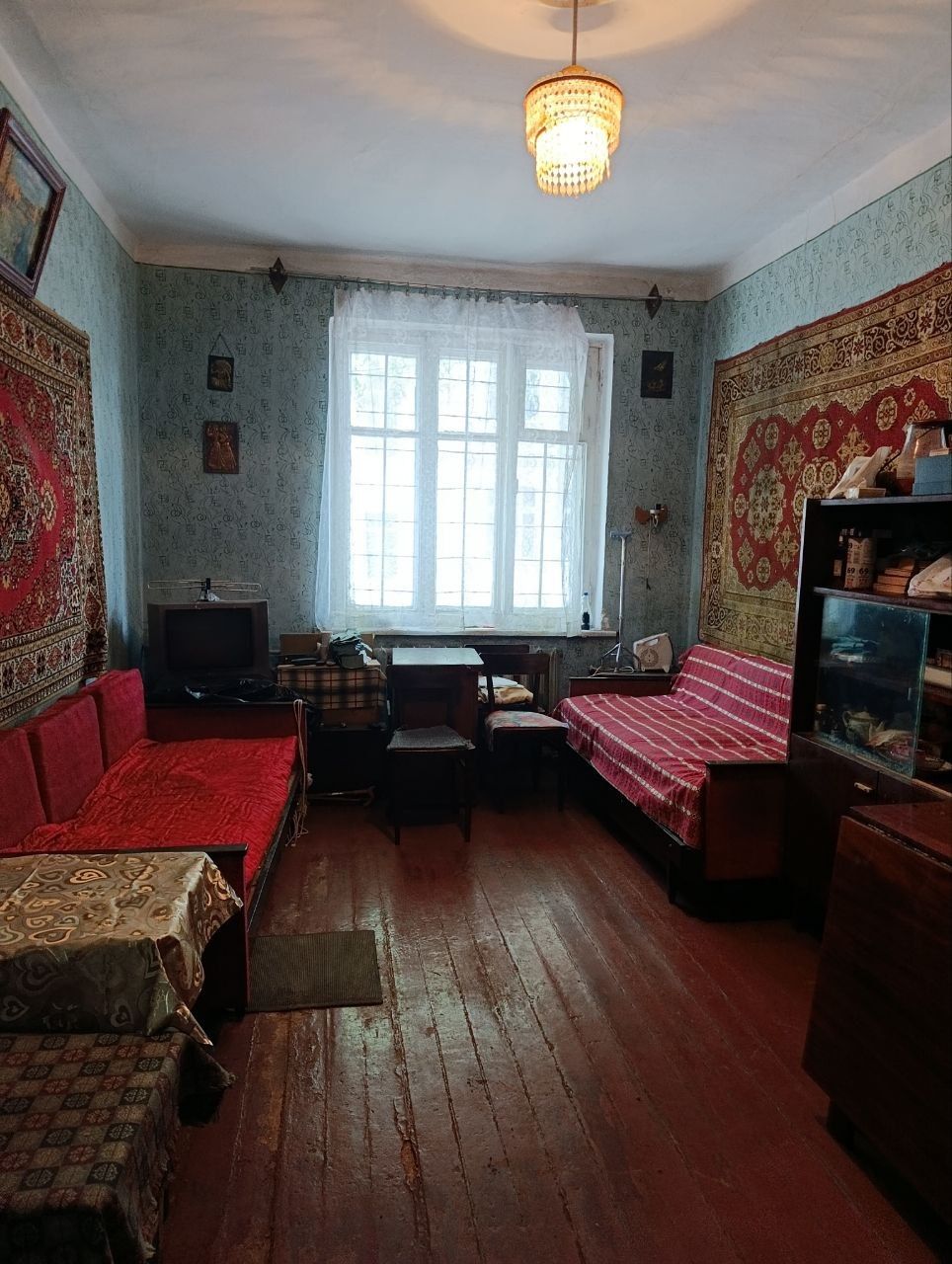Кімната в коммуні в Книжковому провулку