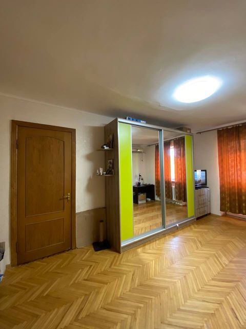 Квартира на проспекті Лесі Украінки вул.