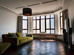Apartment on Genuezka Street