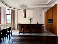 Apartment on Genuezka Street