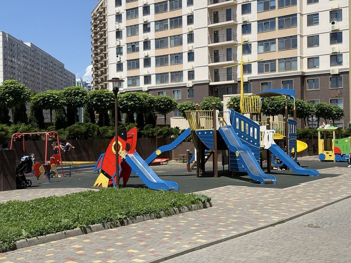 Квартира на Перлинна, вул.