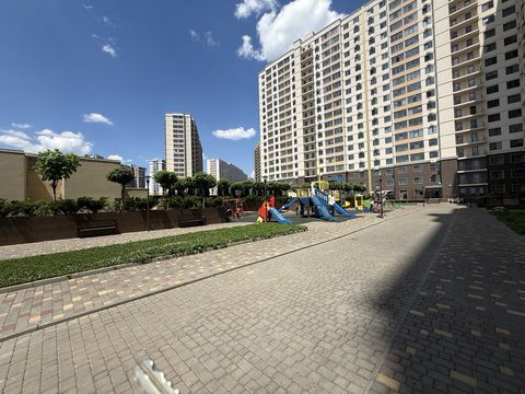 Квартира на Перлинна, вул.