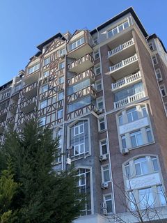 Квартира Дрезденська вул.