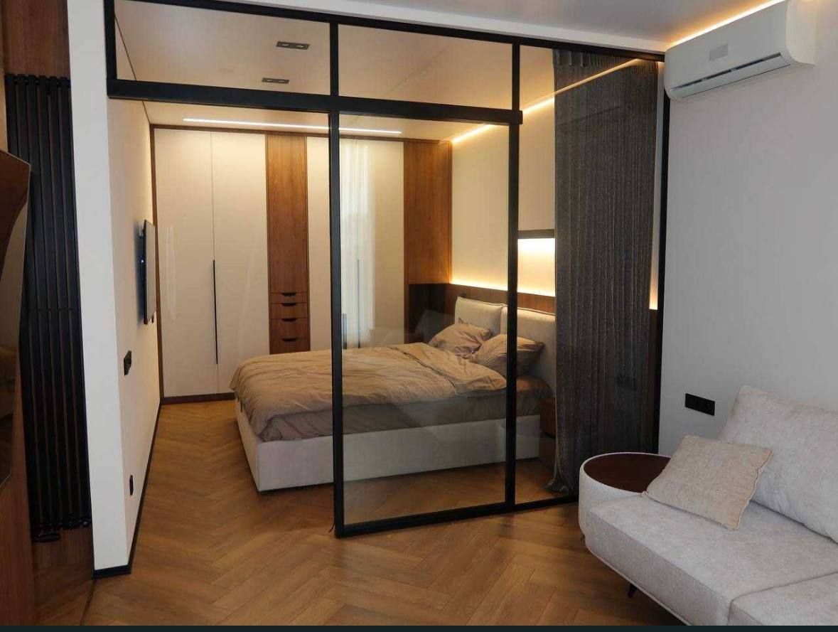 Apartment on Ivan Franko Street