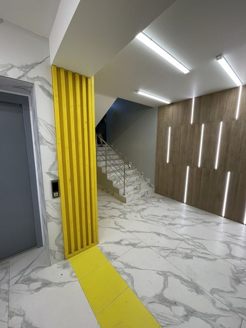 Квартира на Сахарова Академіка вул