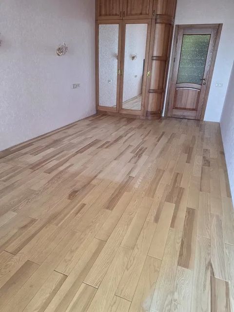 Квартира на вул Дрезденська