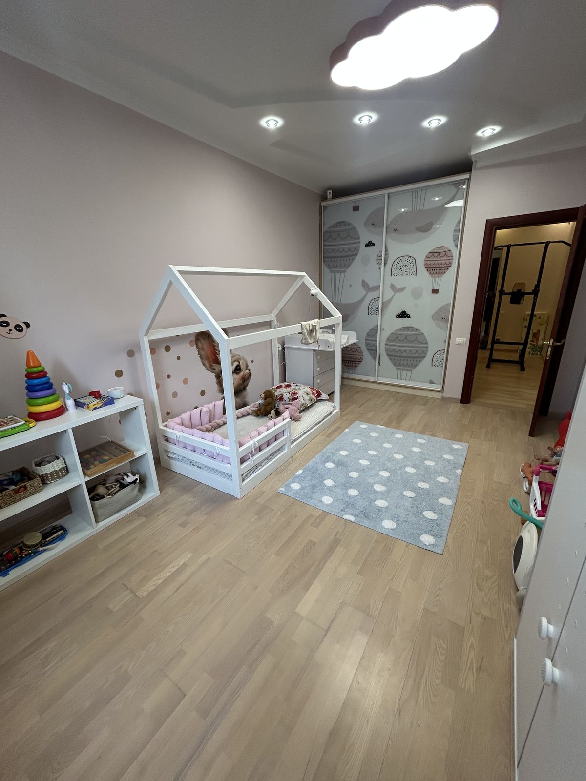 Apartment on Dovzhenko St.