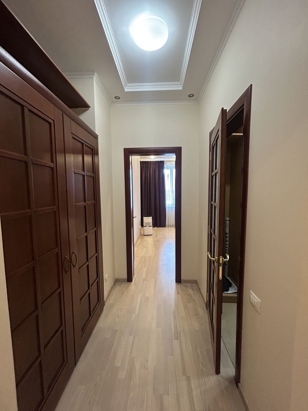 Apartment on Dovzhenko St.
