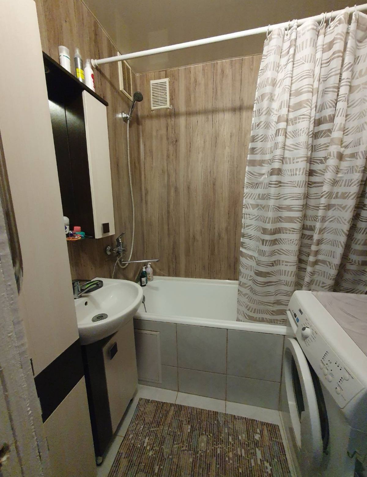 Apartment on Pedagogichna Street