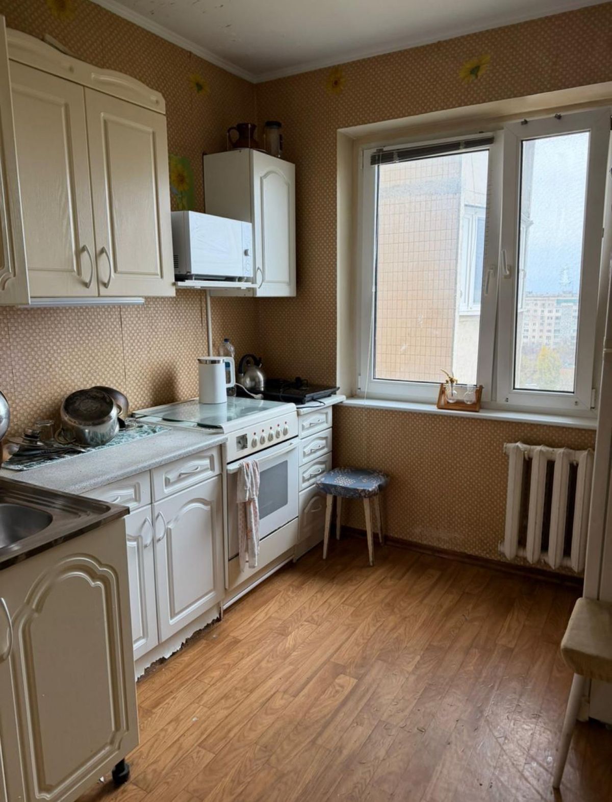 Apartment on Knyaz Y. Mudryi Avenue.