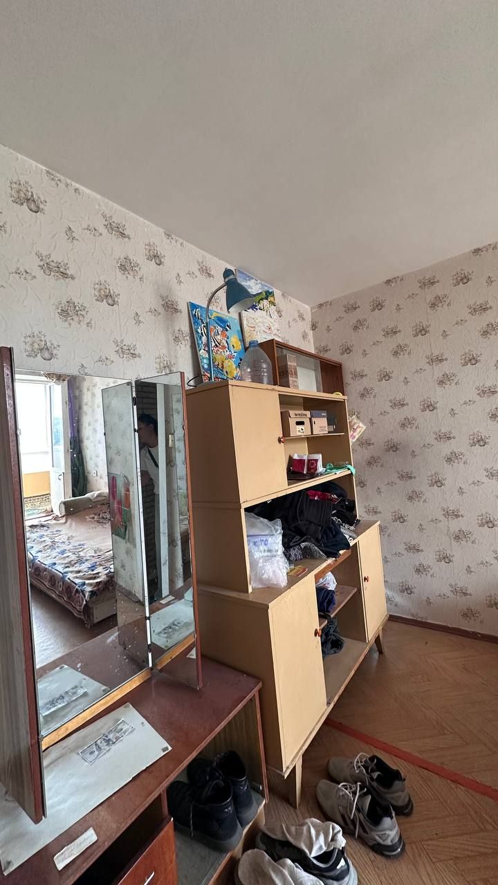 Apartment on Mykhailivska Square/Street.