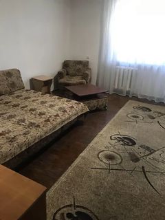 Квартира на Адміральський просп.