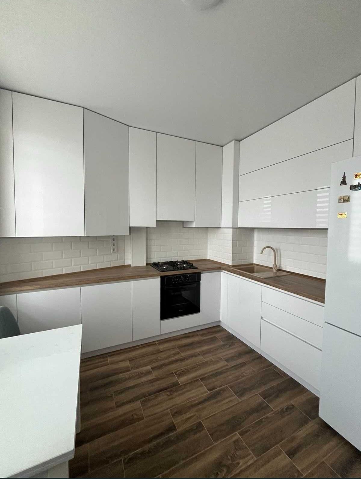 Apartment on Vernadsky Street