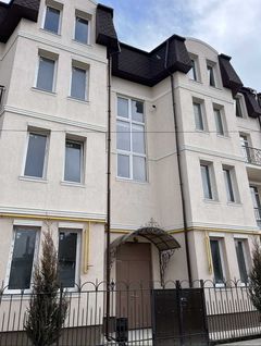 Apartment on Vernadsky Street