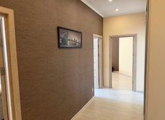 The apartment is located on Frantsuzsky Boulevard.