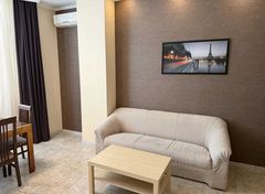The apartment is located on Frantsuzsky Boulevard.