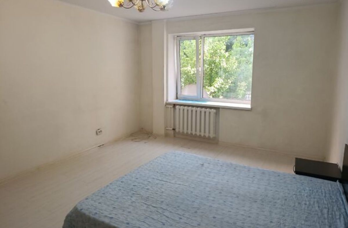 Apartment on Serhiy Yadov Street