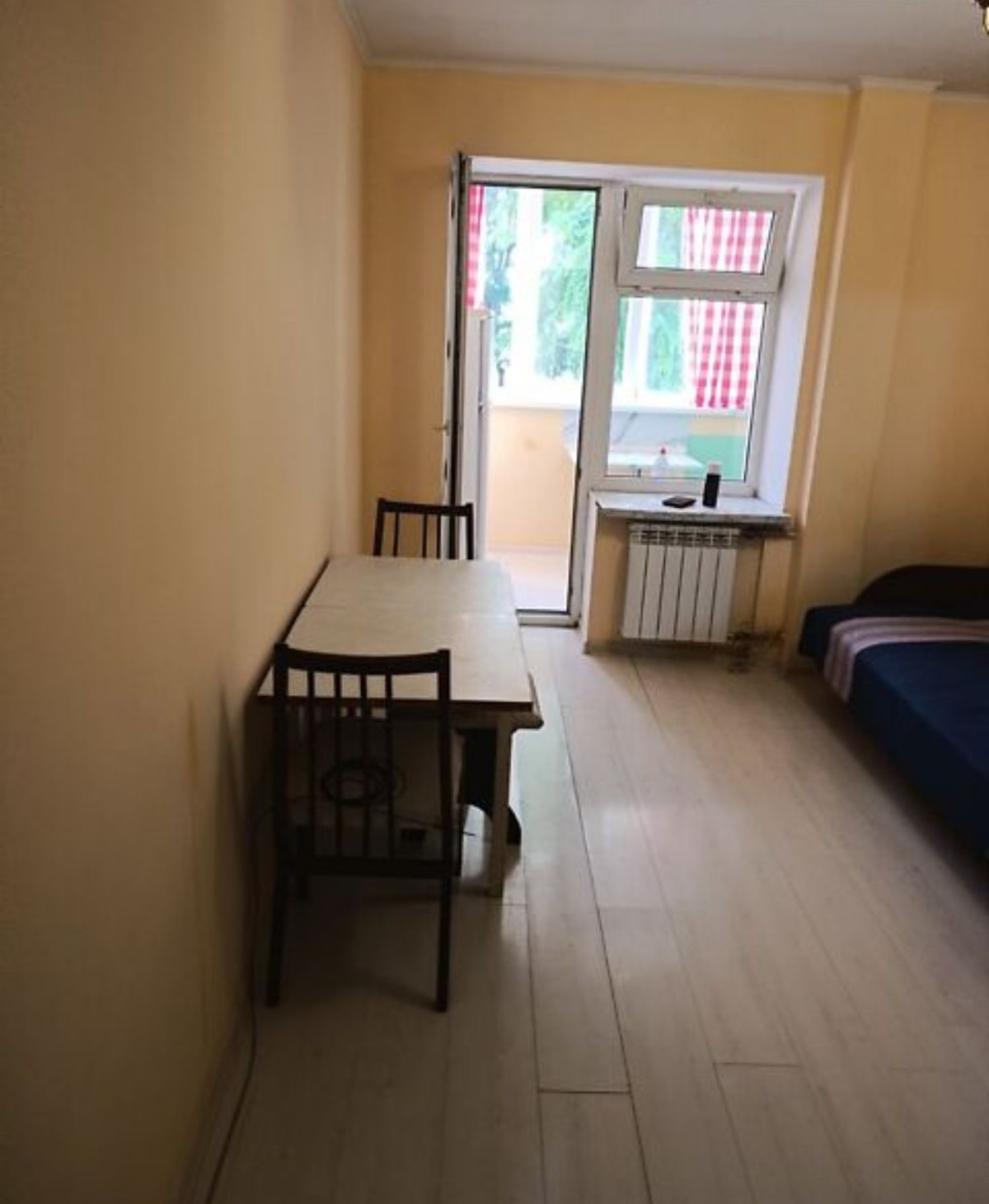 Apartment on Serhiy Yadov Street