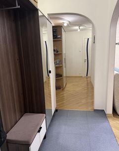Apartment on Akademichna Street