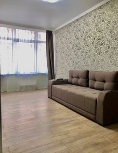 Квартира на Самофалова (Каманіна) вул.