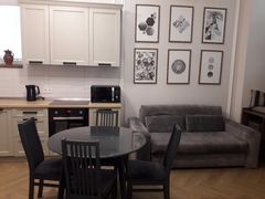 Apartment on Frantsuzsky Boulevard, St.