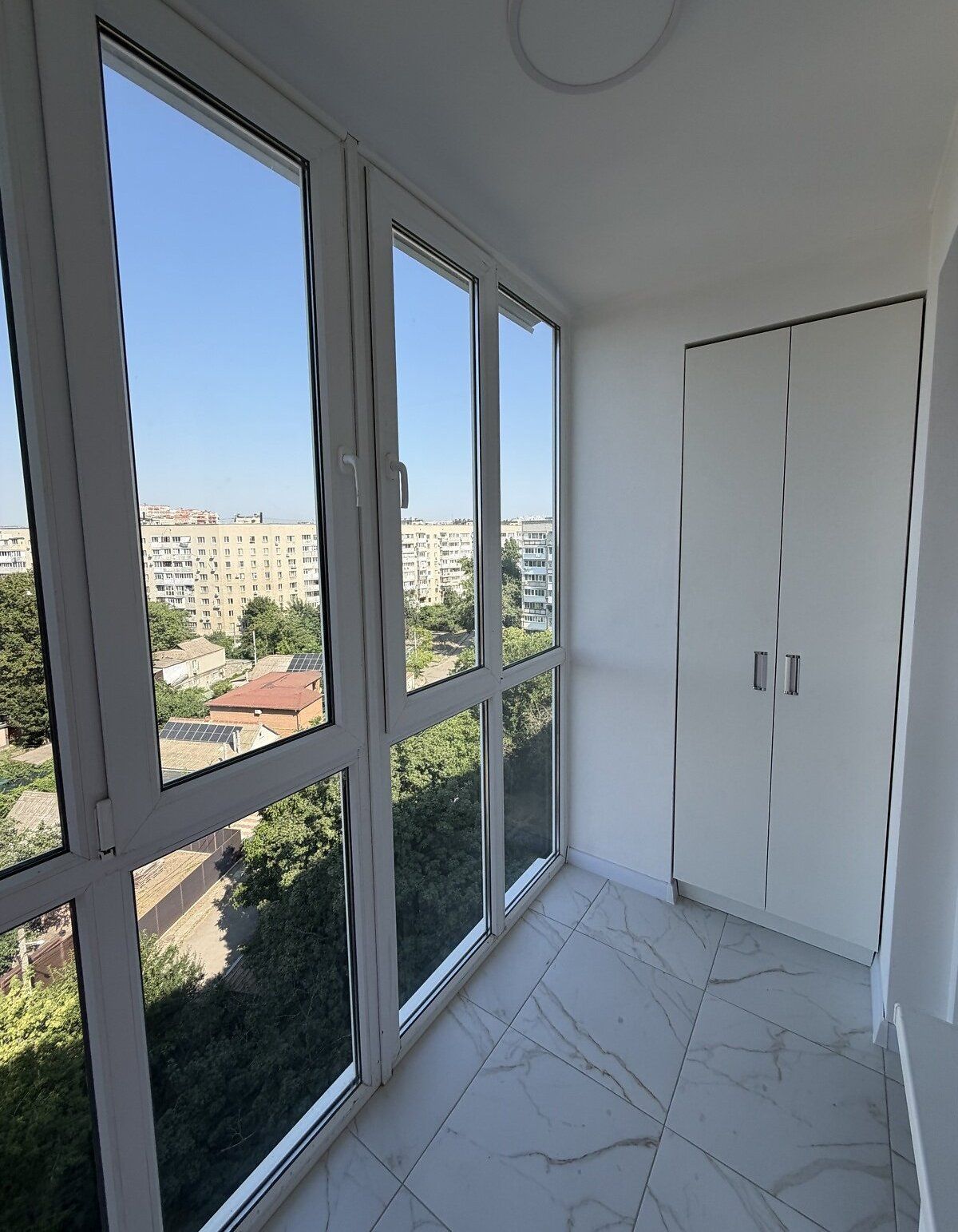 Apartment on Lyustdorfskaya Road