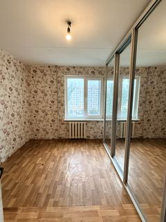 Квартира на проспект Небесної сотні вул