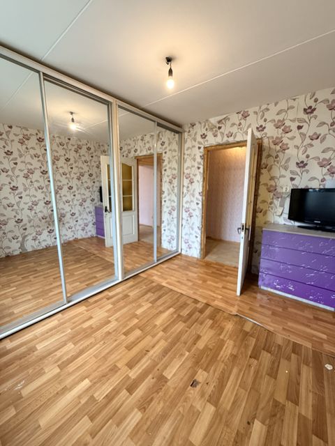 Квартира на проспект Небесної сотні вул