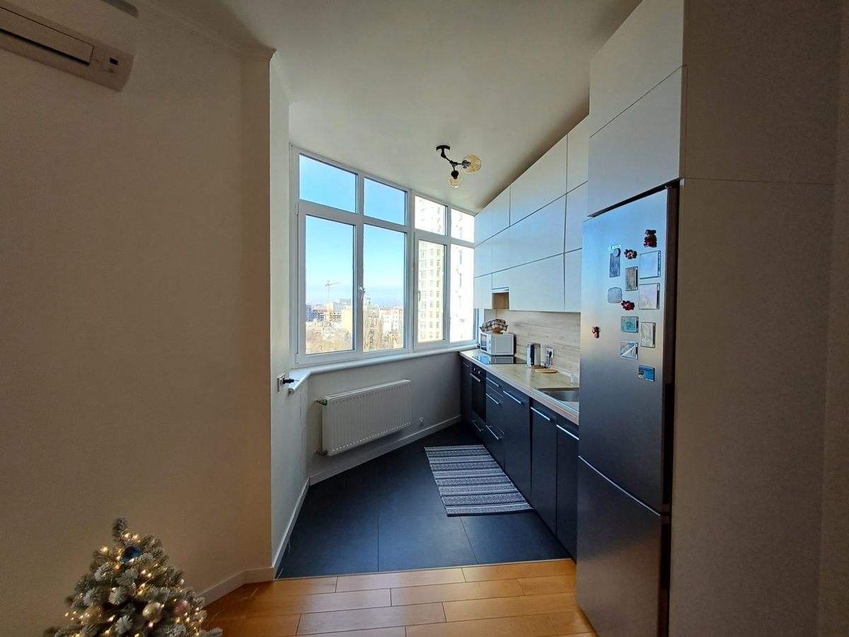 Apartment on French Boulevard