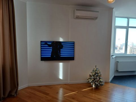 Apartment on French Boulevard