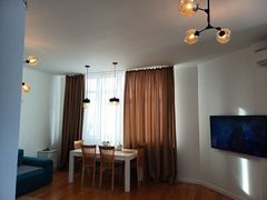 Apartment on French Boulevard