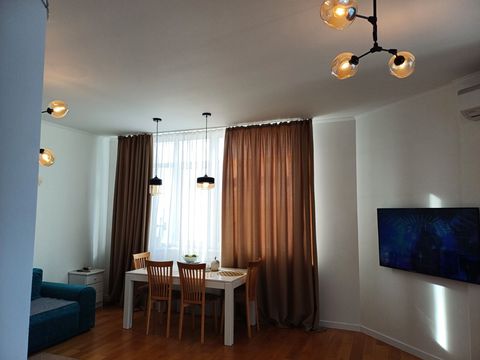 Apartment on French Boulevard